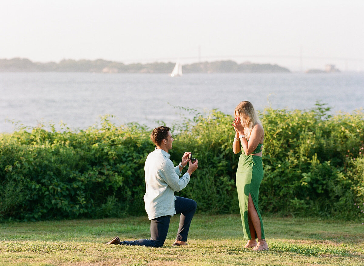 SurpriseProposal_Engagement_CastleHill_Newport_RIEngaged_14647052_0004CHilaryBPhotography