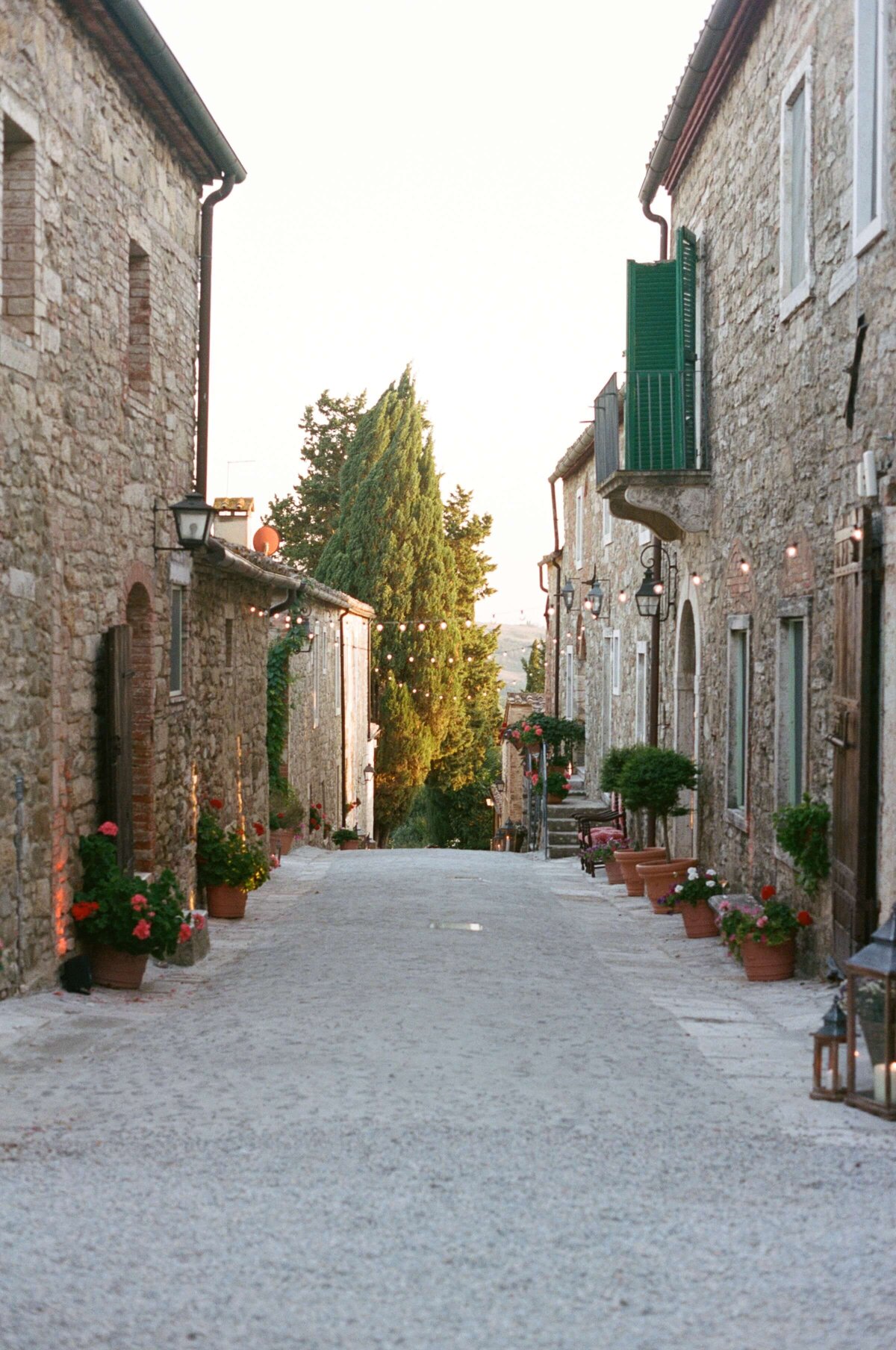 A wedding photo of the venue Laticastelli in aTuscany Italy