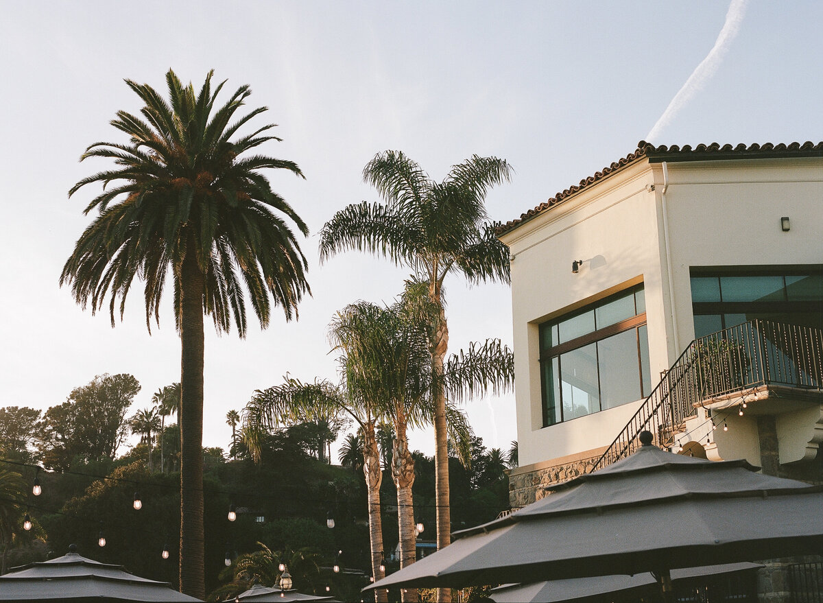 Serene sunset over the ocean, creating a magical ambiance for wedding celebrations in La Jolla California.