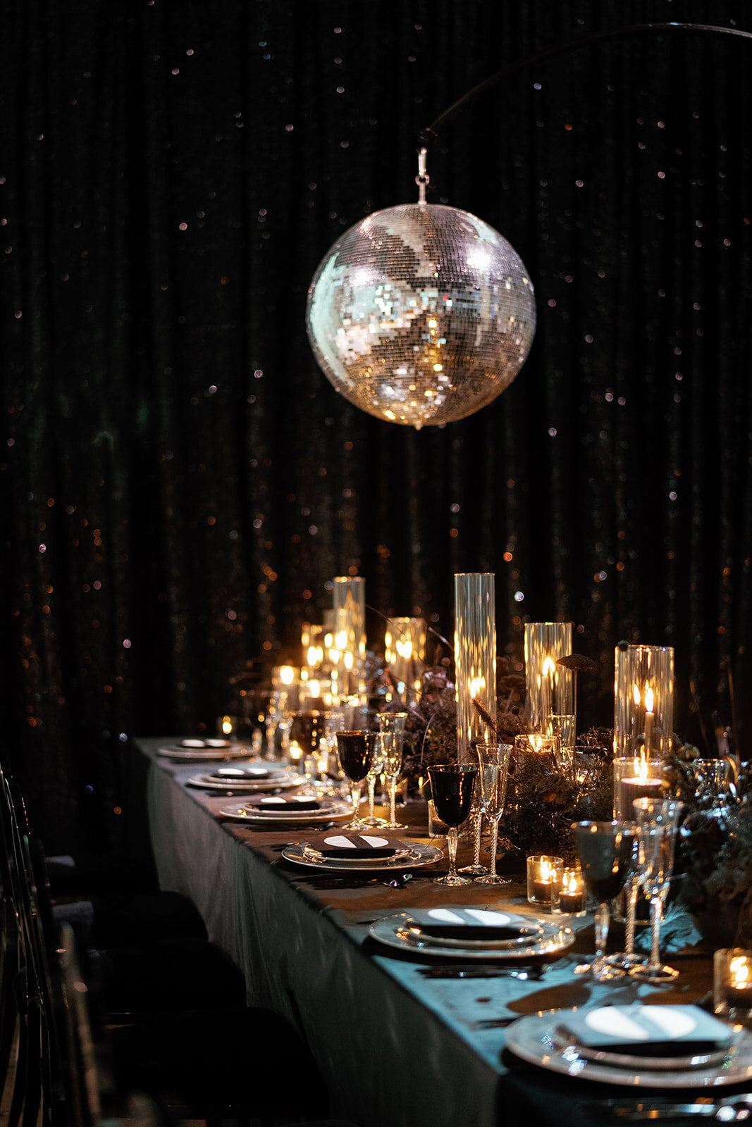 73b-black-white-disco-dc-wedding-0524