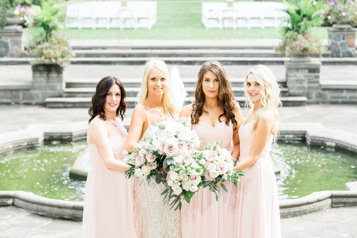 Jacqueline-COCObyCoversCouture-TorontoWeddingFlorist28