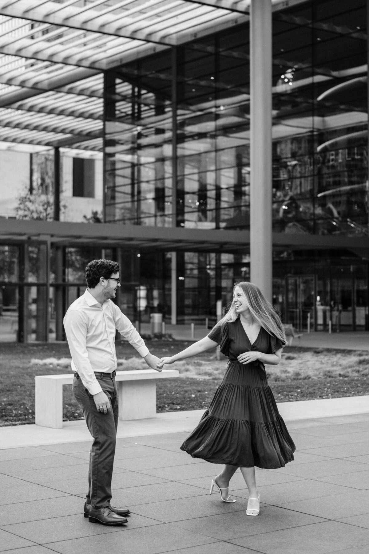 abolinphoto-abby-ryan-downtown-dallas-engagement-session-154