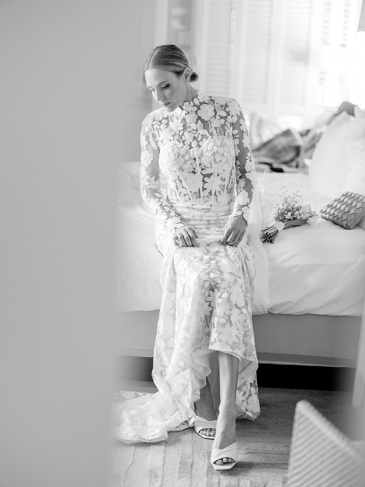 Napa-Carneros-resort-wedding-photography-wedding-classic-blackandwhite-churchwedding-wedding-thedejaureguis-020