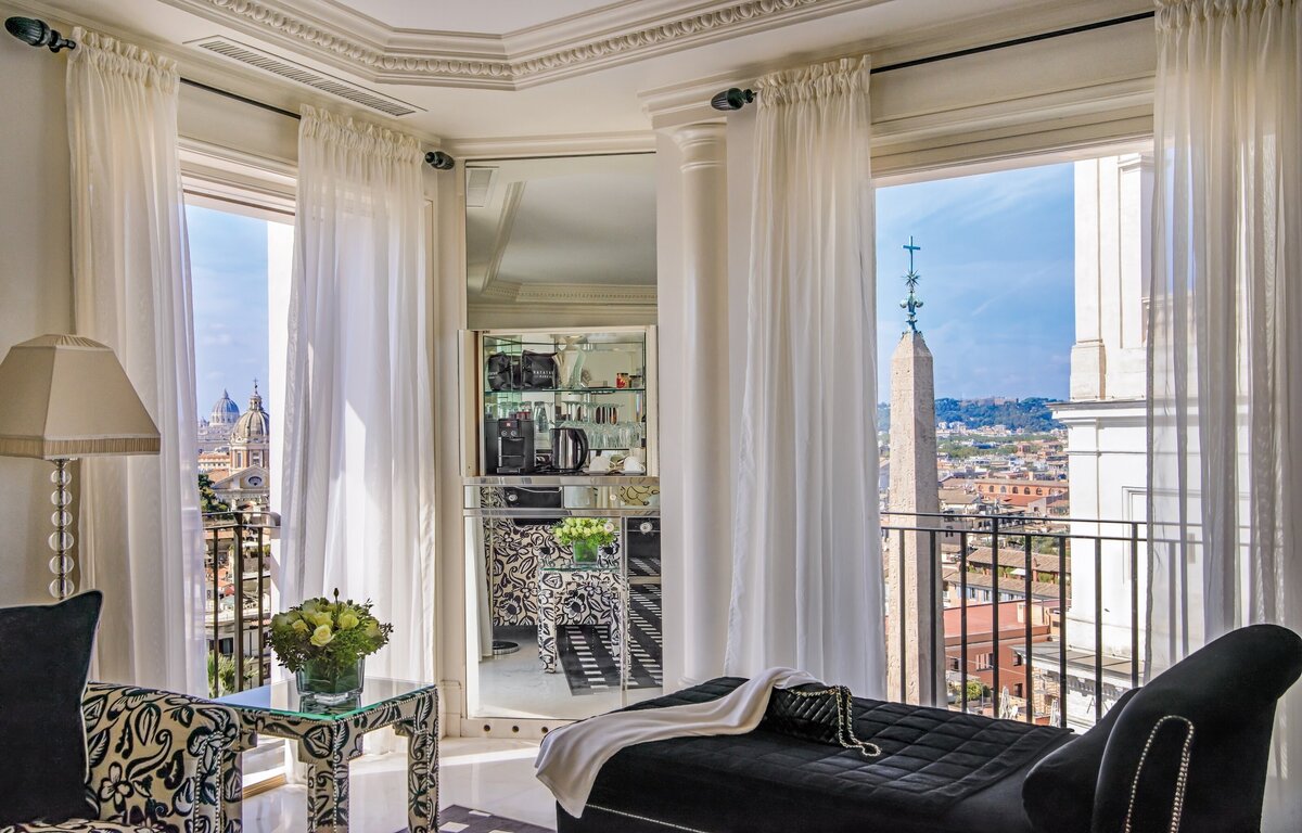 Waterstone - Hassler Collection - Hotel Hassler -Rome - Luxury Boutique Hotel - Presidential suite Trinità dei monti living 0012_OTT 2O22_T