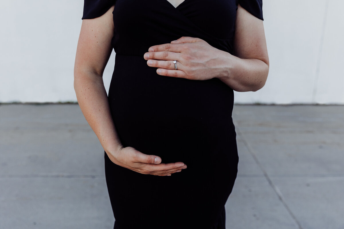 Maternity Pregnancy Photo shoot Fargo North Dakota-8
