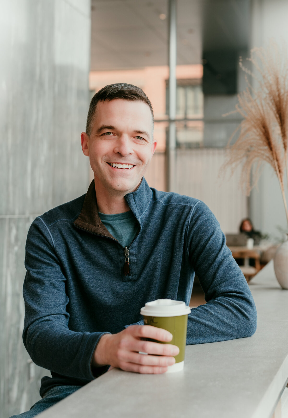 Tired of blending in? Elevate your Tinder profile with high-quality dating portraits that make an impact. Book your session in Minneapolis today!