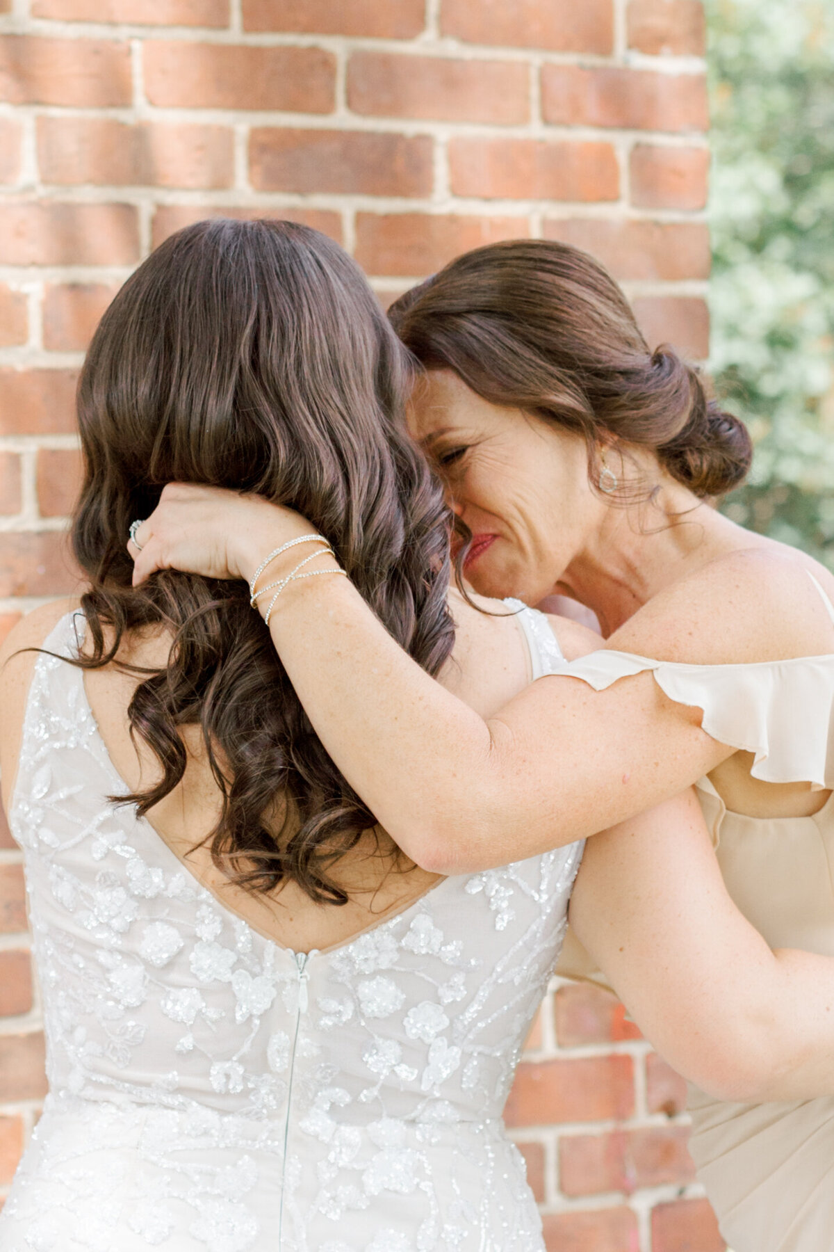 Kaitlyn & Phil Wedding - Sneak Peeks-16