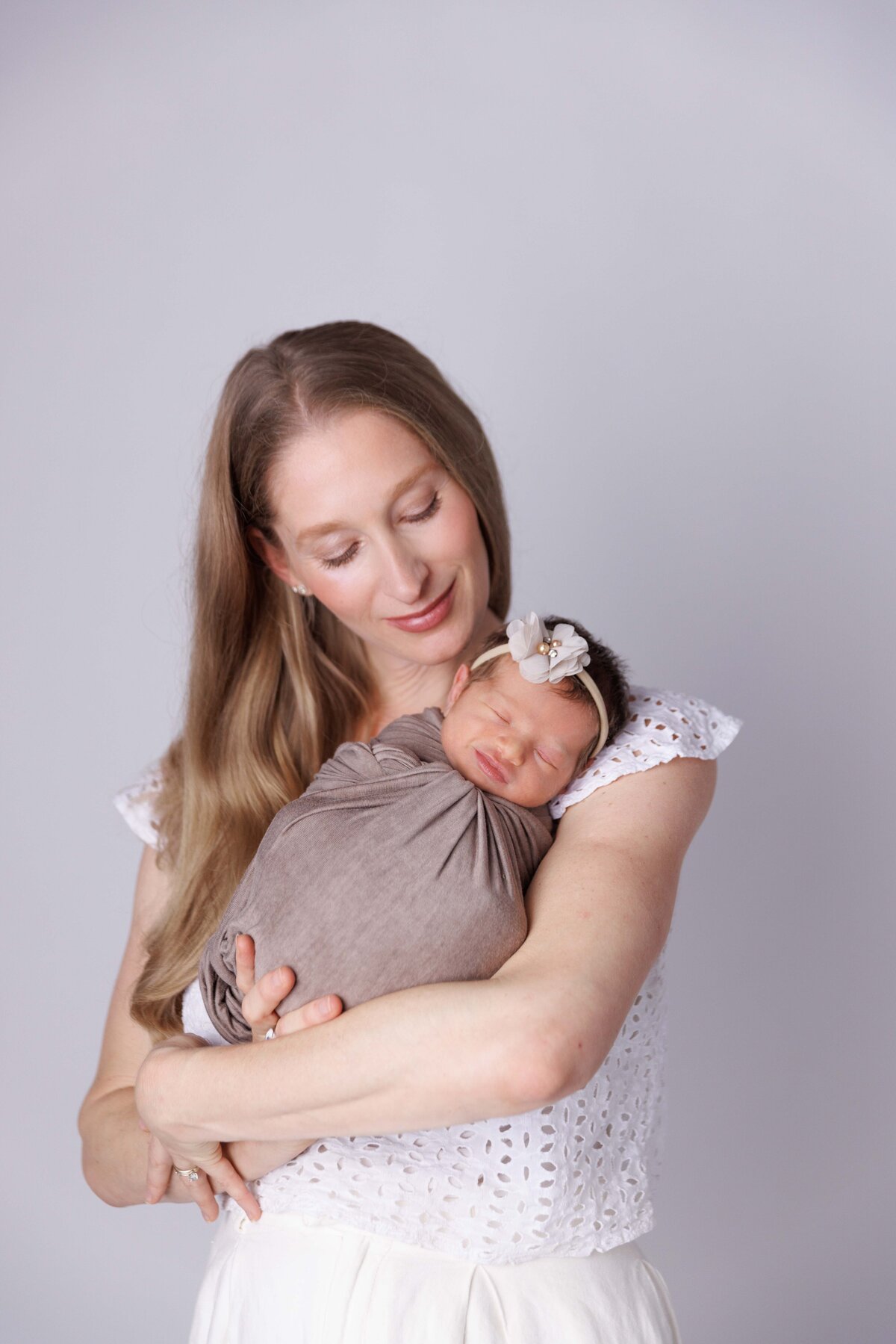 baby-new-mom-newborn