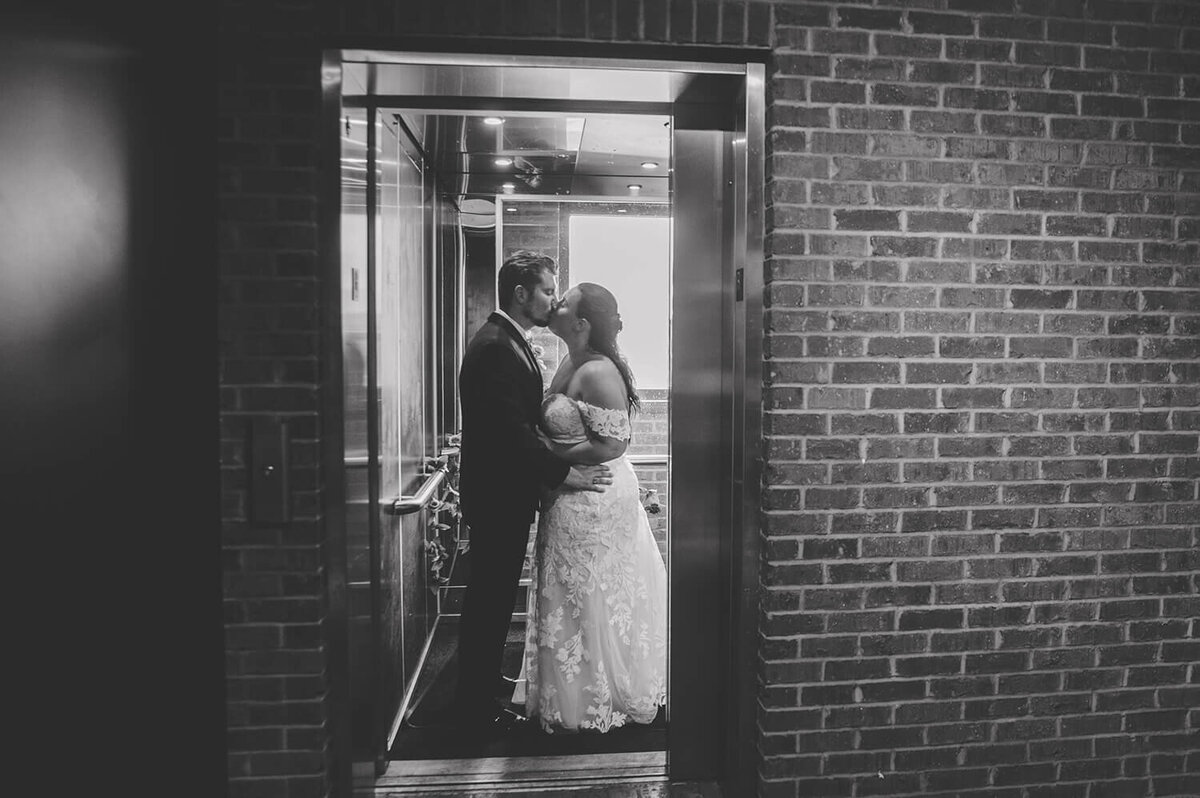 The Standard Rockford Wedding