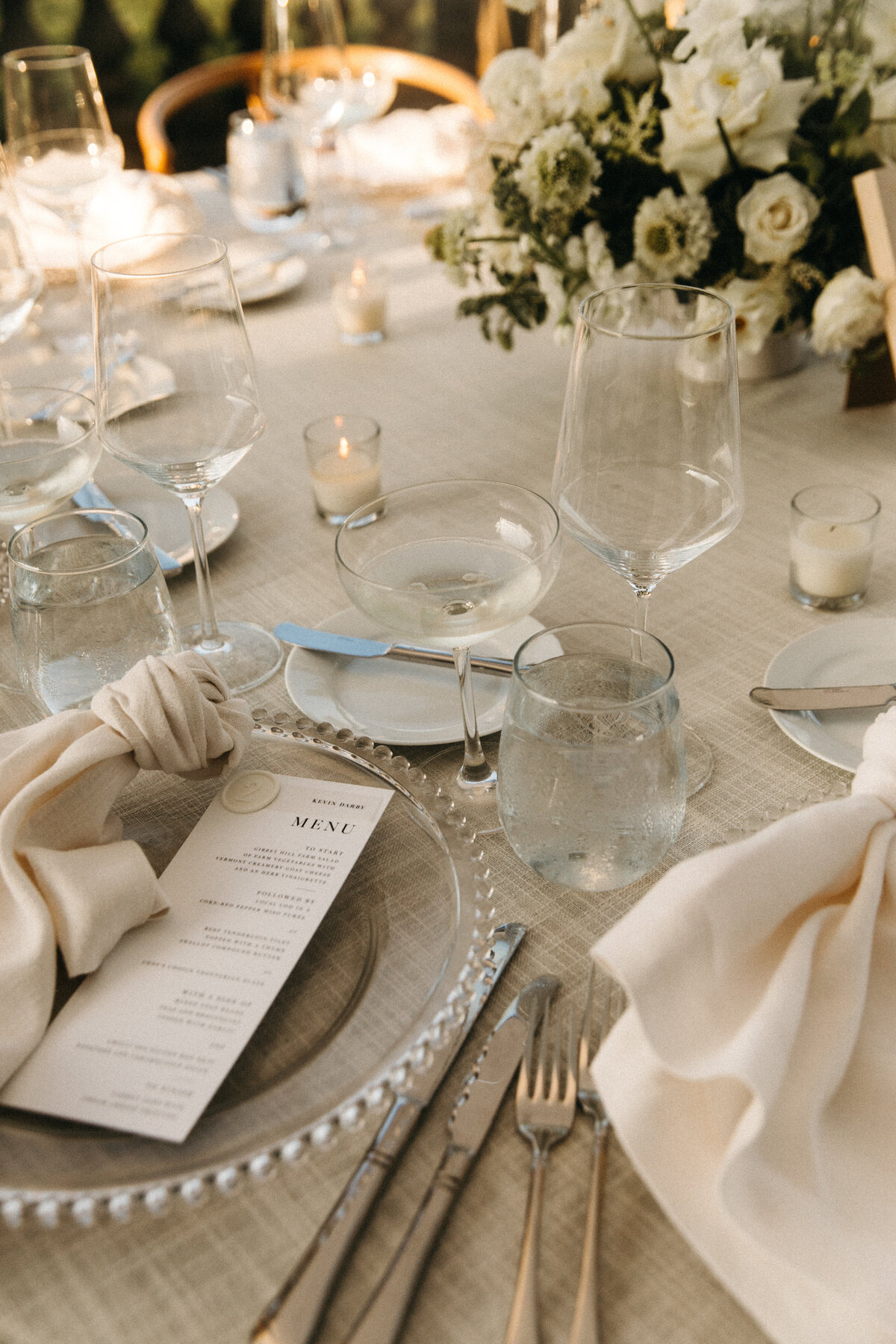 custom-classic-black-and-white-wedding-menus