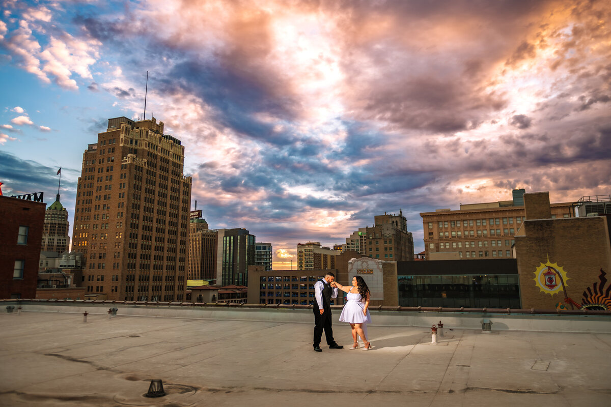 best-san-antonio-wedding-photography-the-st-anthony-hotel\