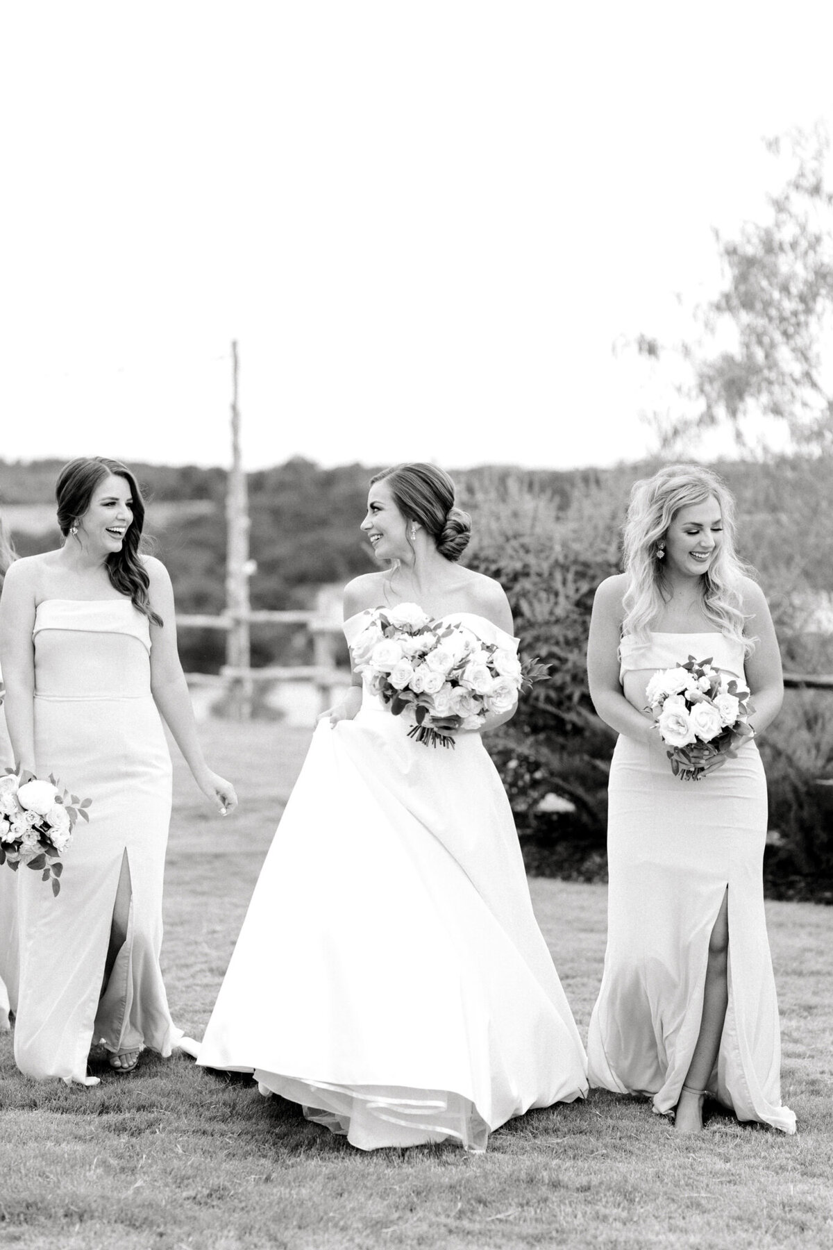 Lexi Broughton & Garrett Greer Wedding at Dove Ridge Vineyards | Sami Kathryn Photography | Dallas Wedding Photography-94