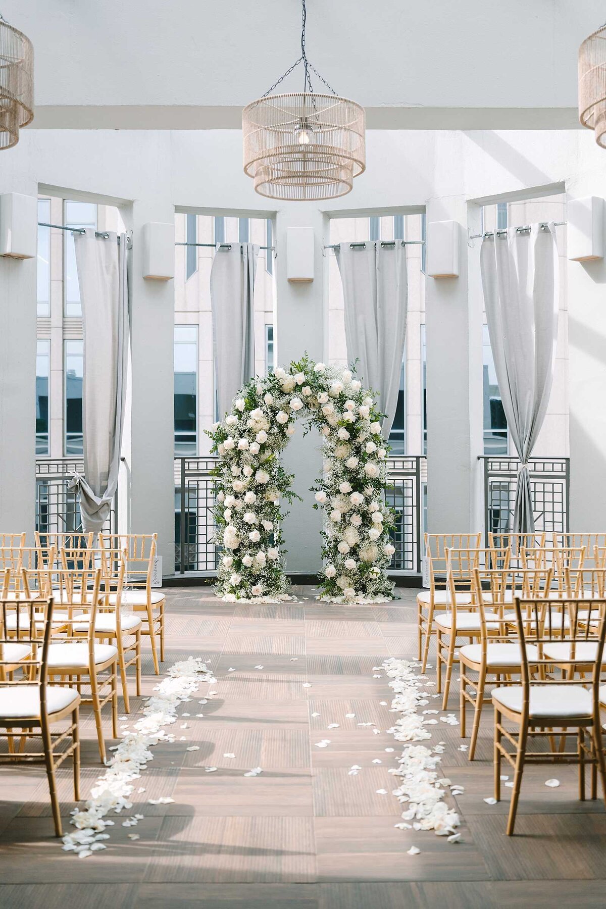 doubletree rooftop charlotte wedding photographer-25_jamie marie photography