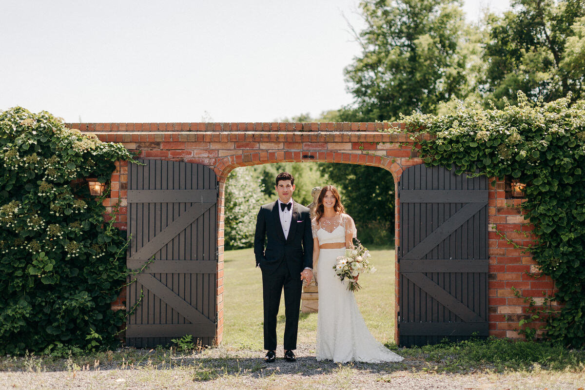 toronto-wedding-photographer-cressy-house-wedding-025
