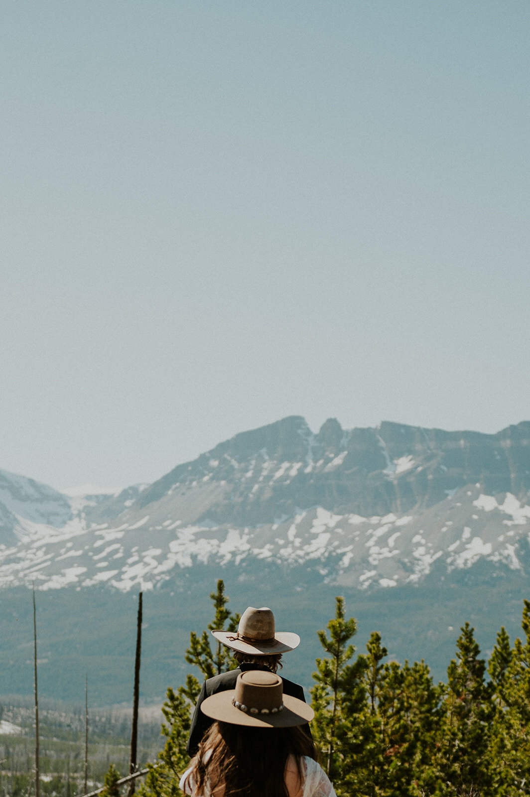 western-boho-glacier-park-elopement-presley-gray-photo-8891