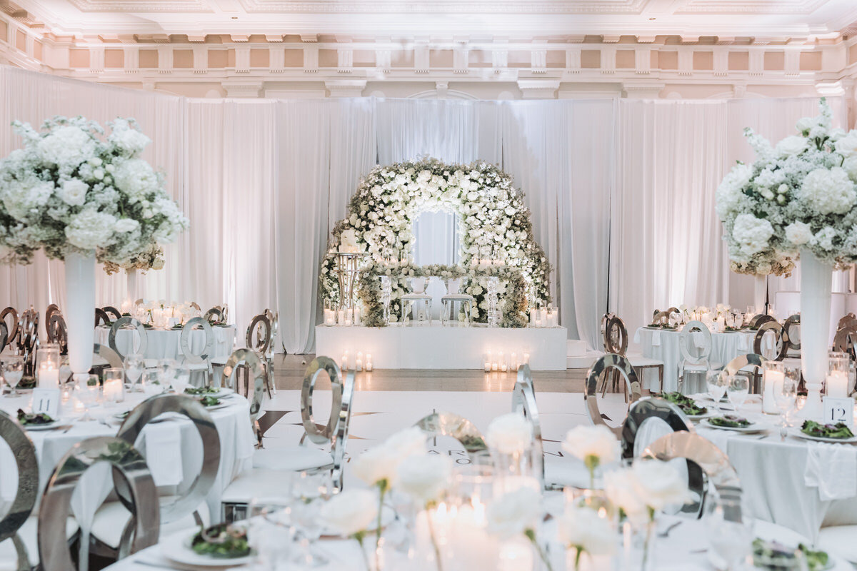 Historic-dekalb-courthouse-wedding-reception-details_34