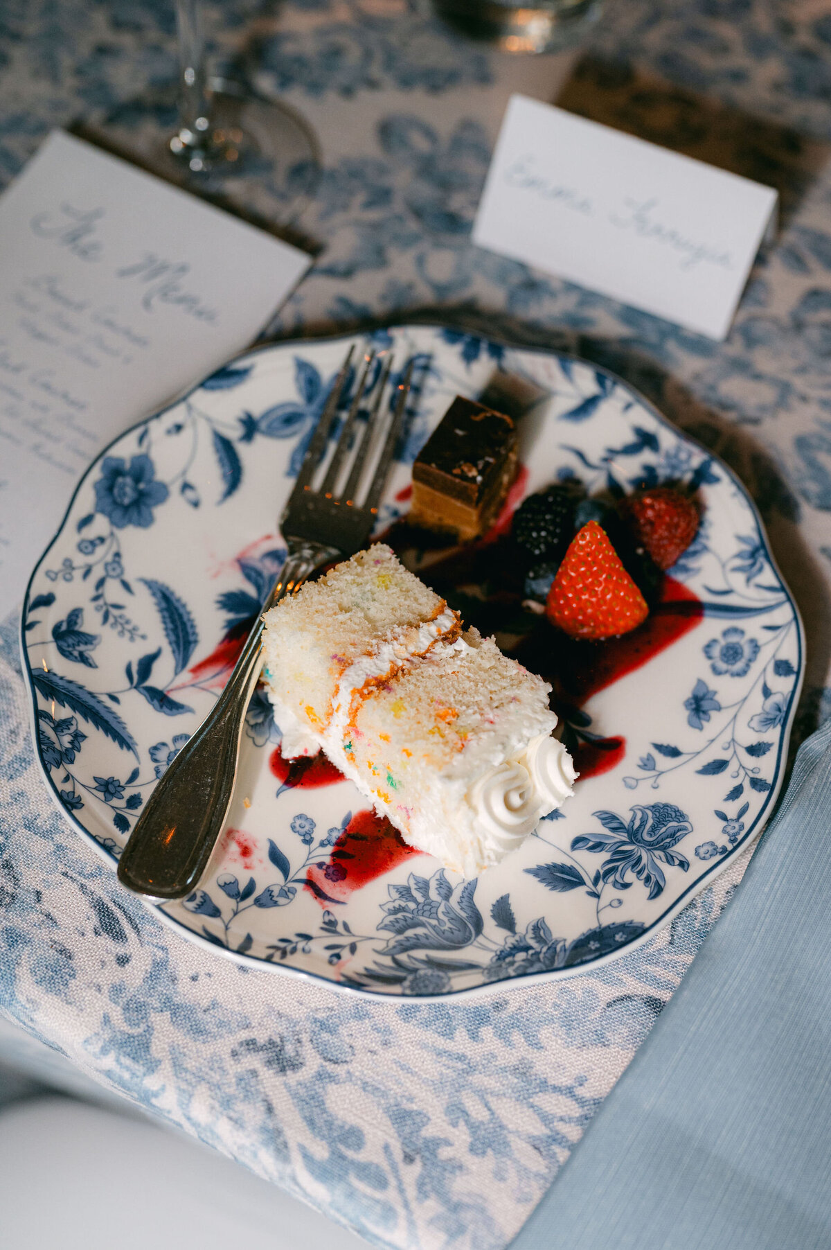 AlexisLunsfordPhotographyEmma&JoeySwanHouseWedding-1021