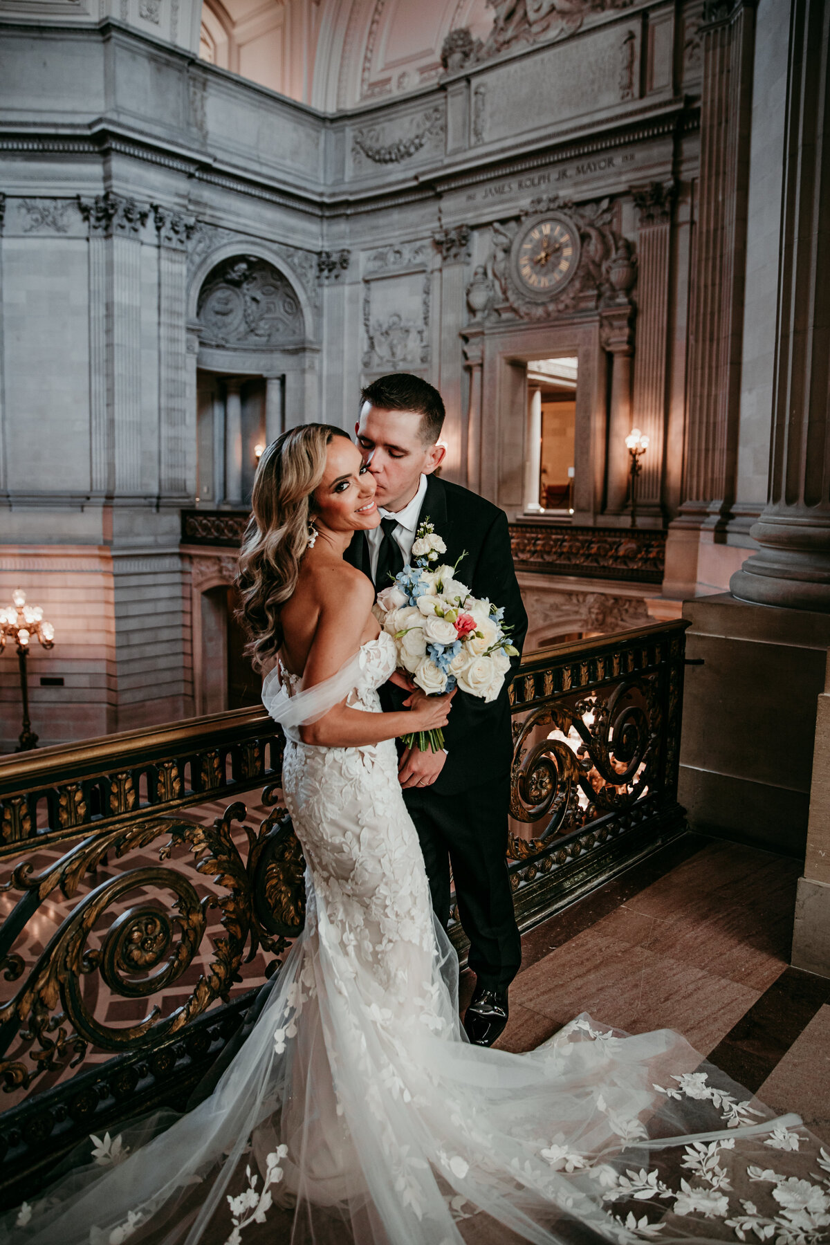san francisco city hall wedding photos
