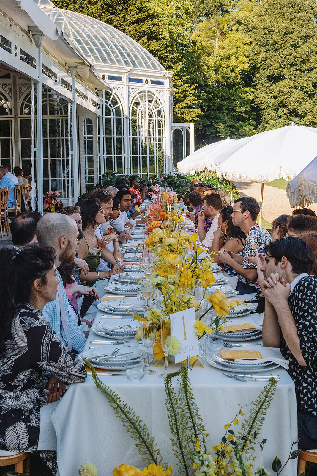 avington-park-wedding-outdoor-dinner-reception