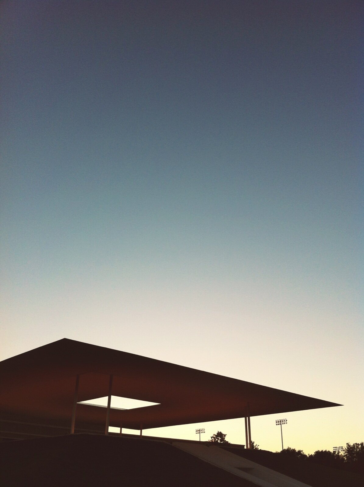 45666-8408332-jacqueline_campbell_travel_36_JPG1