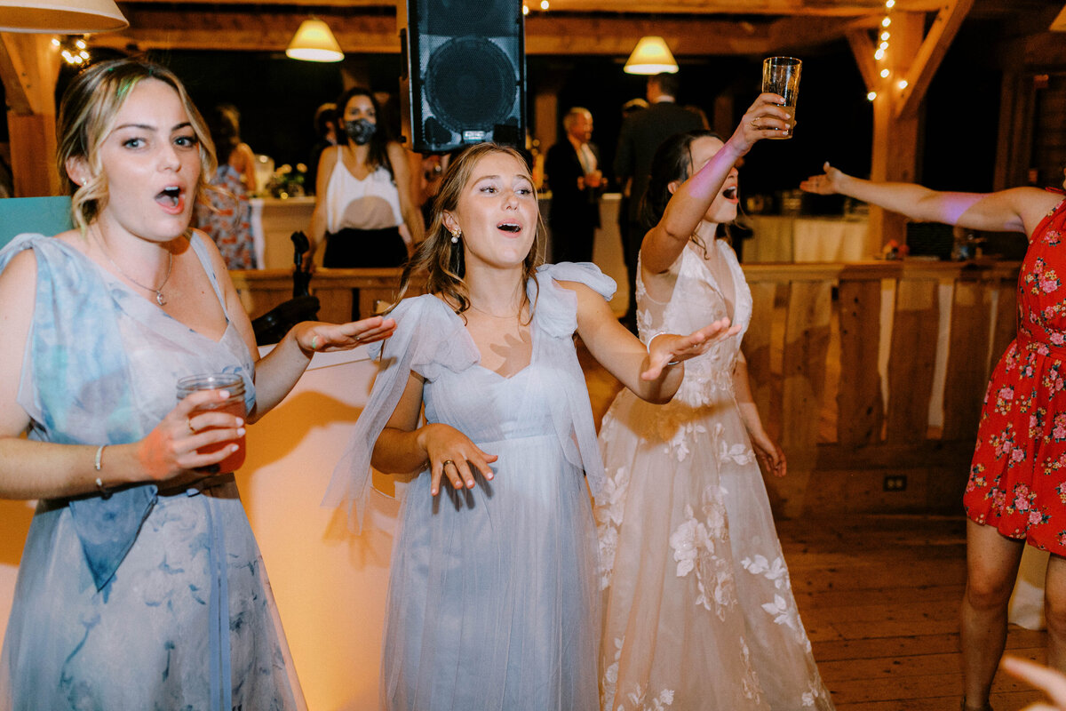 Vermont-Luxury-Wedding-Photographer-Reception-Party_326