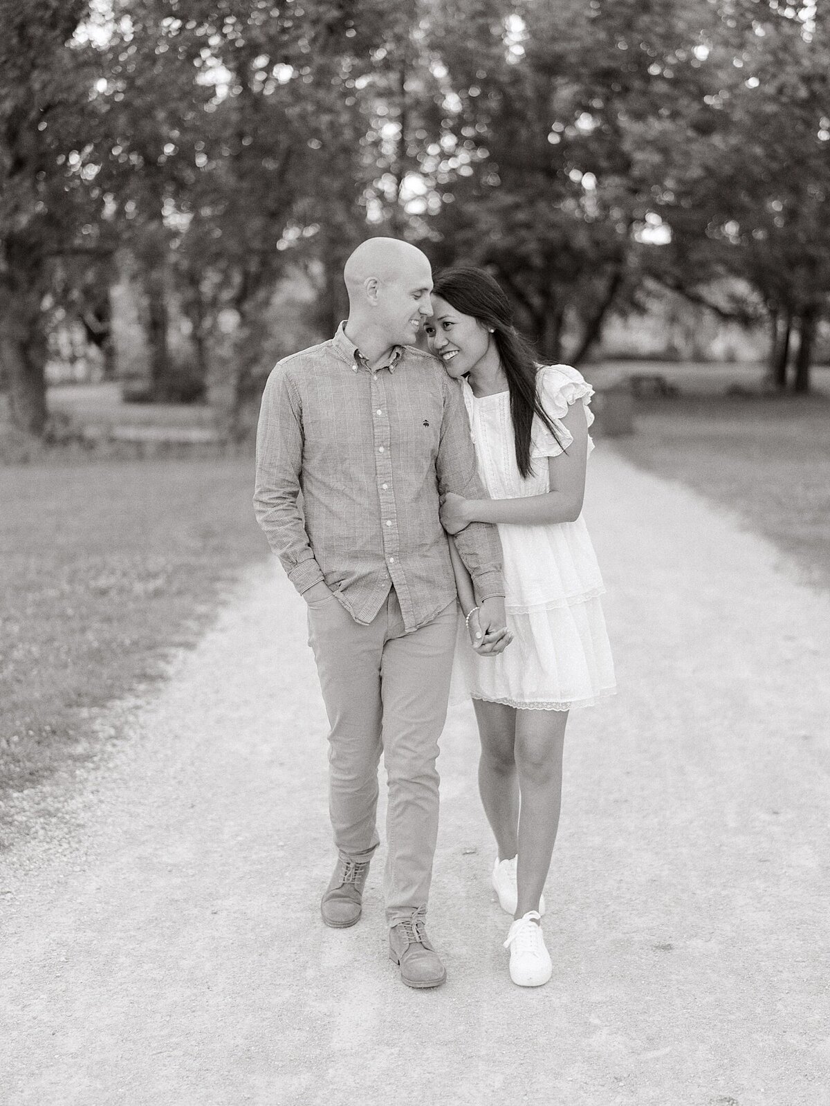 Newfields-Indianapolis-Fine-Art-Engagement-Photos-on-Film-_0008