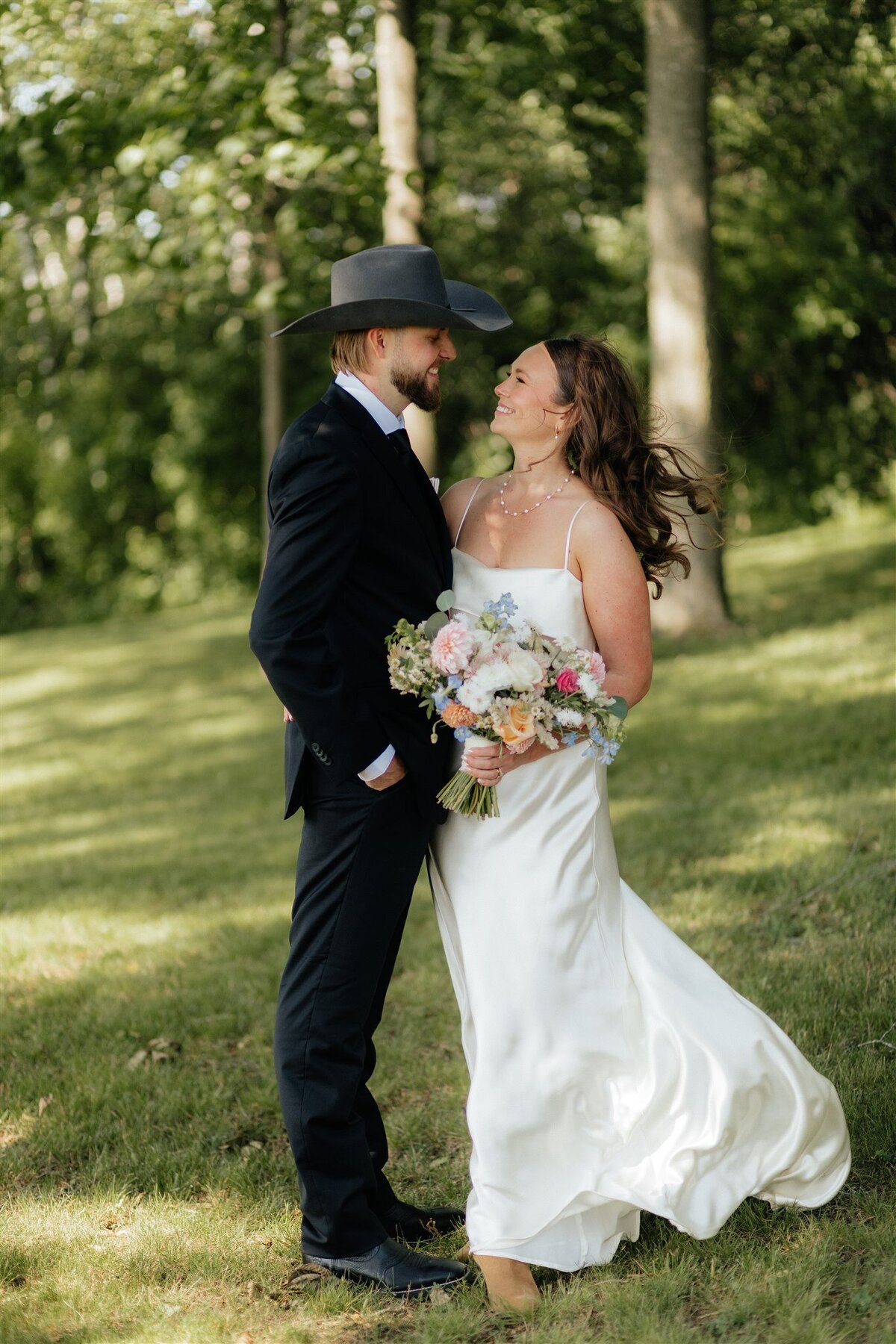 Jamie & Jeremiah Wedding Sneak Peeks-64