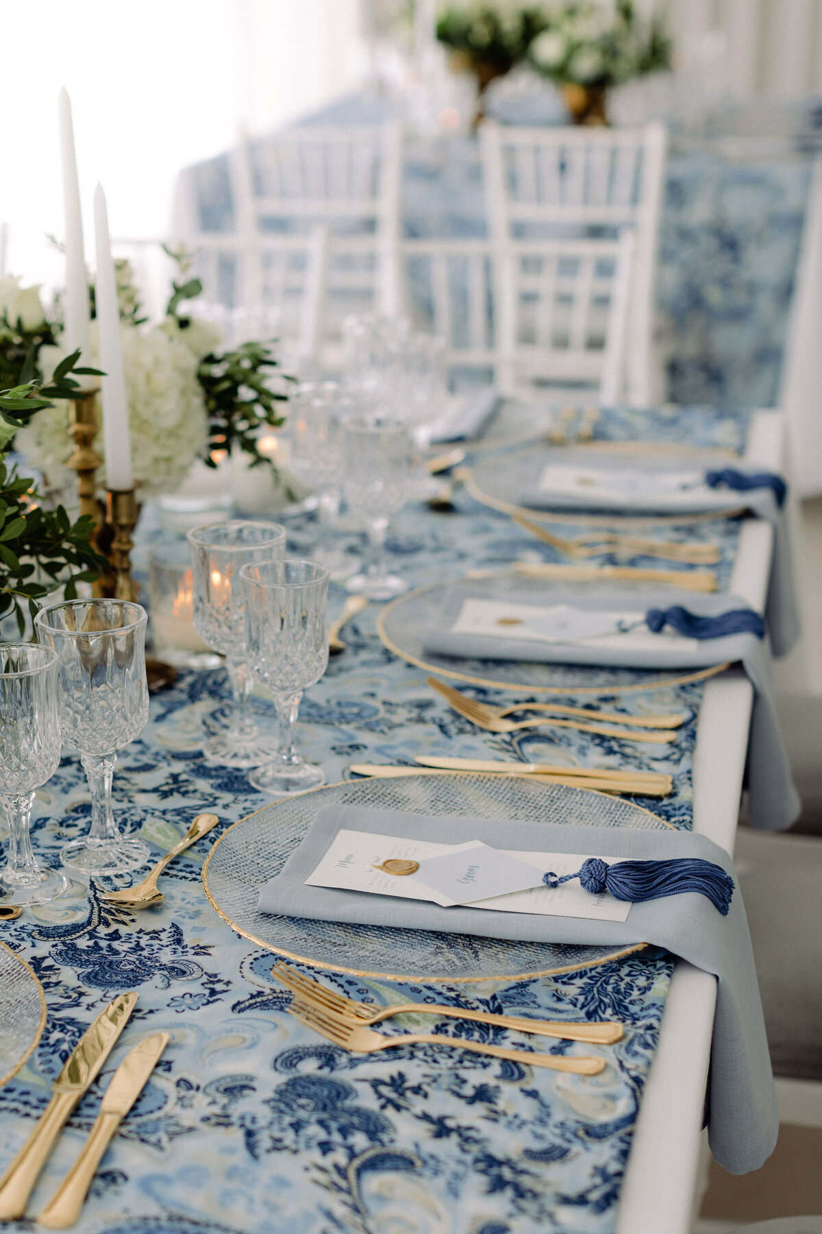 destination wedding santorini with baby blue details (4)