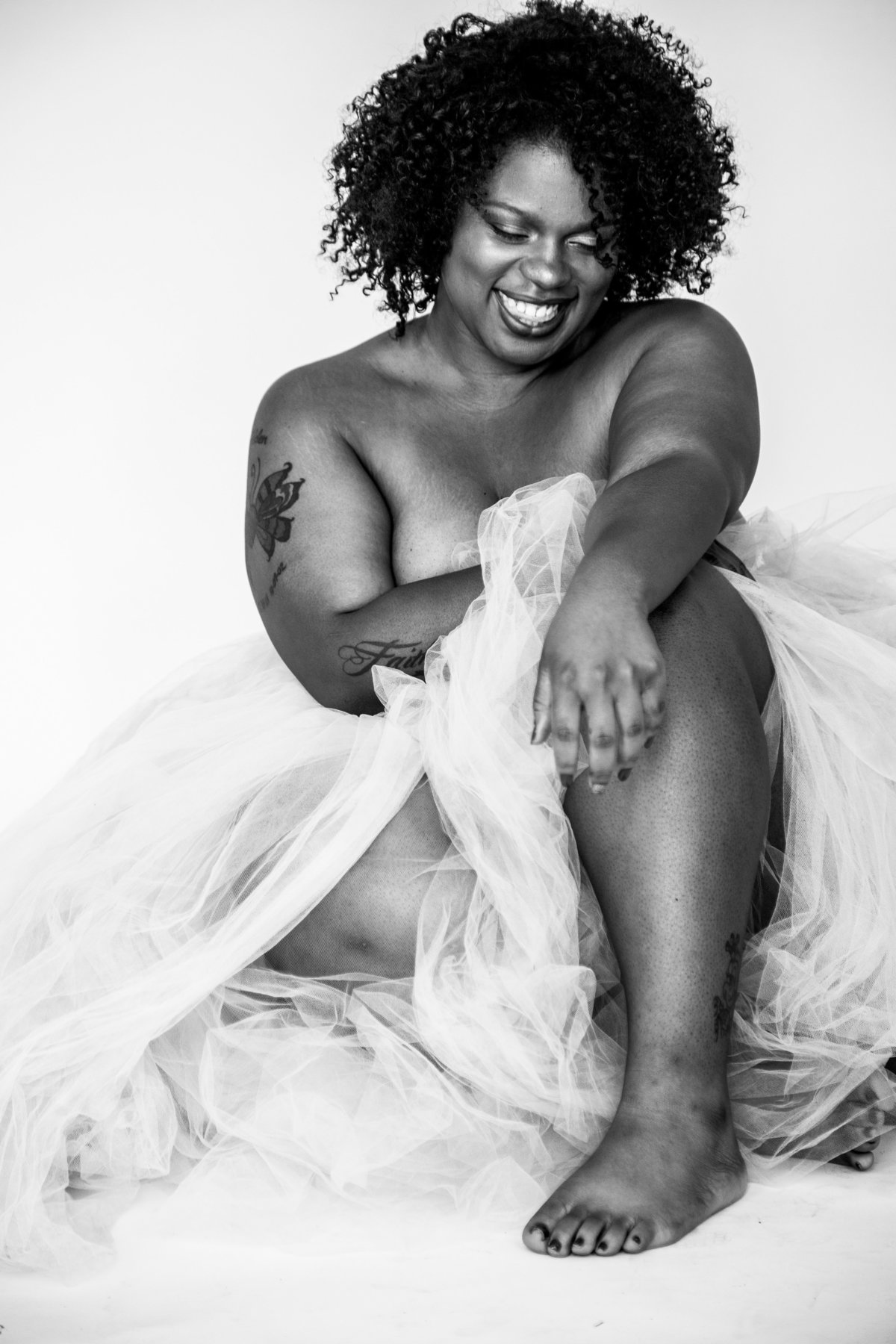 curvy women, Black and White photography