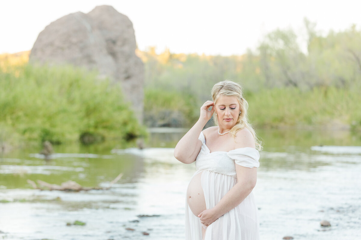 MATERNITY031222-141