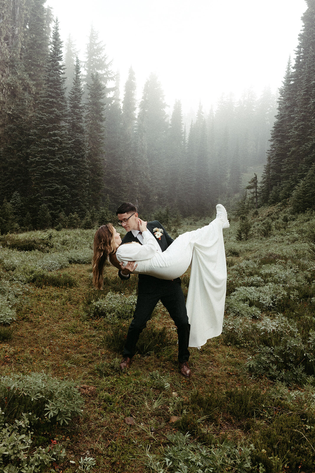 MtRainierSmallWedding-DallinHazard-190