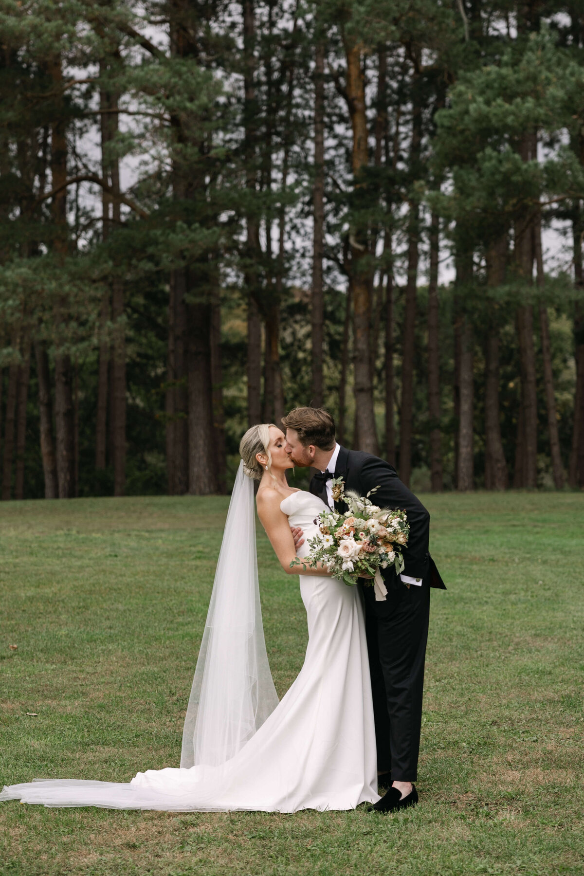 Alyssa_Flood_Photography_Sara_Eric_Wedding-859