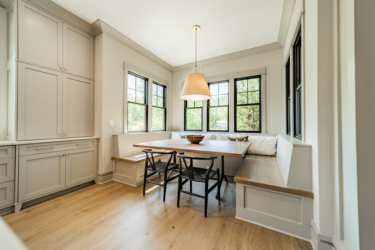 Breakfast Nook Bench Idea - Carolina Craftsman Builders