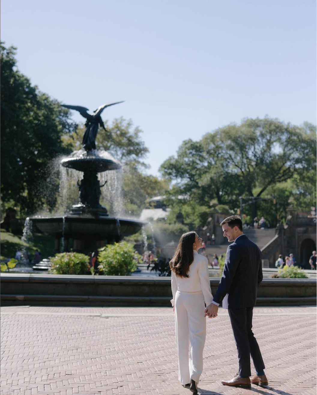 best-nyc-engagement-photo-locations-new-york-wedding-photographer-love-melissa-12