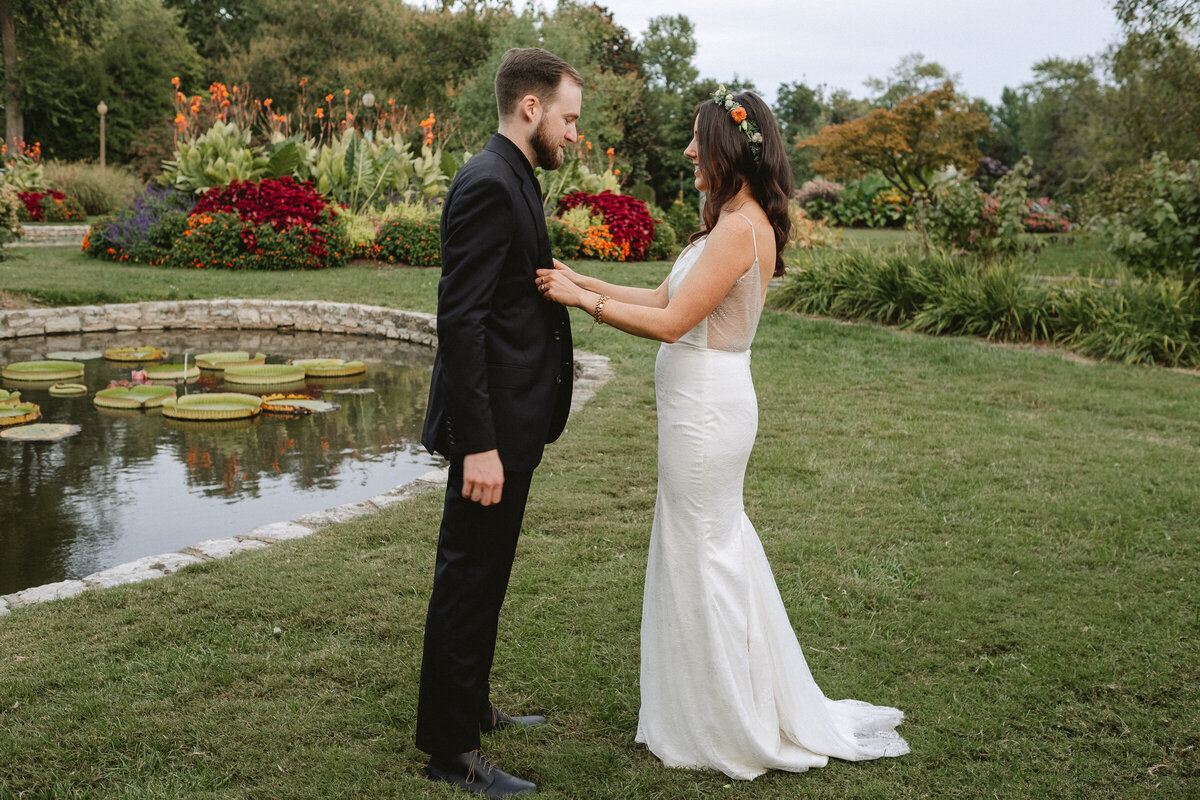 documentary photographer garden greenhouse wedding-174