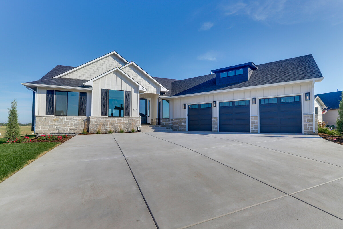 226 S Wellcrest Ct (1)