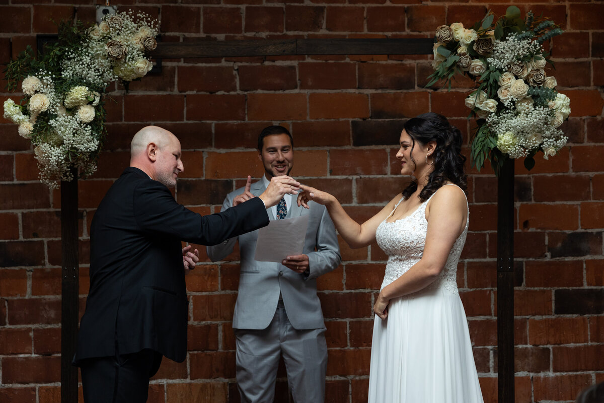 Seattle-Wedding-Photographer-Indoor venue-Cathedral downtown Seattle-016