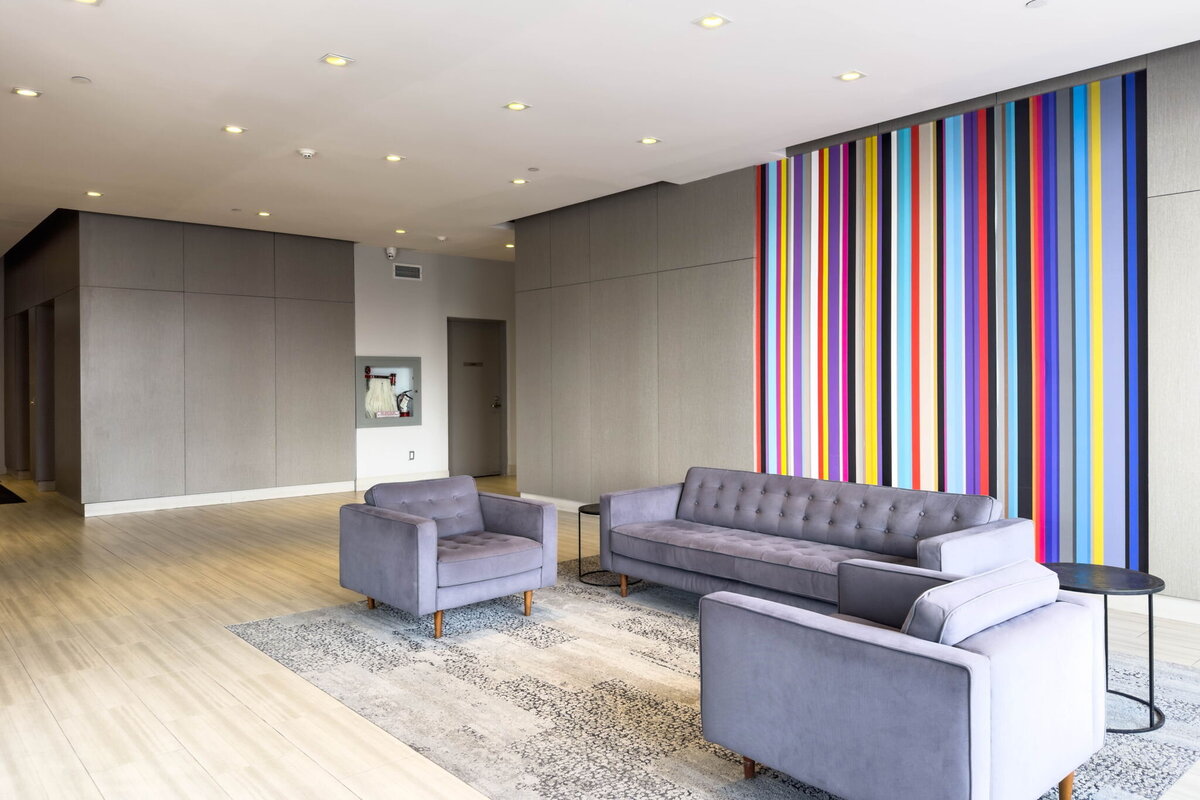 5-web-or-mls-4_001_Lobby