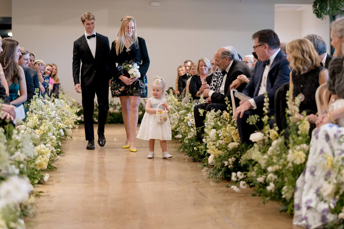 24.nashville-meets-new-york-urban-wedding-modern-vintage-events