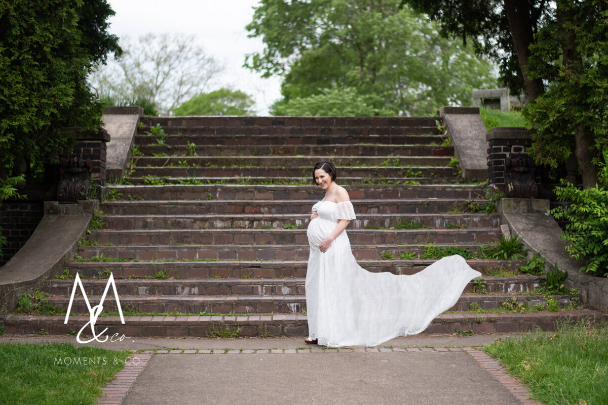 Mellon-Park-Maternity-Photos-White-Dress-Toss-3