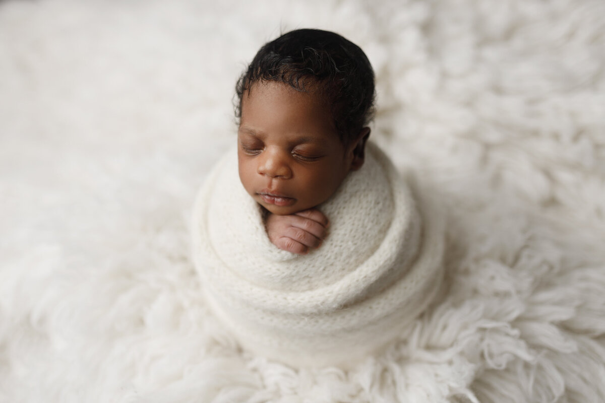 McDonough newborn photographer, Atlanta Newborn Photographer, Fayetteville newborn Photographer, Peachtree city newborn photographer, Hampton ga newborn photographer, marietta ga newborn photographer