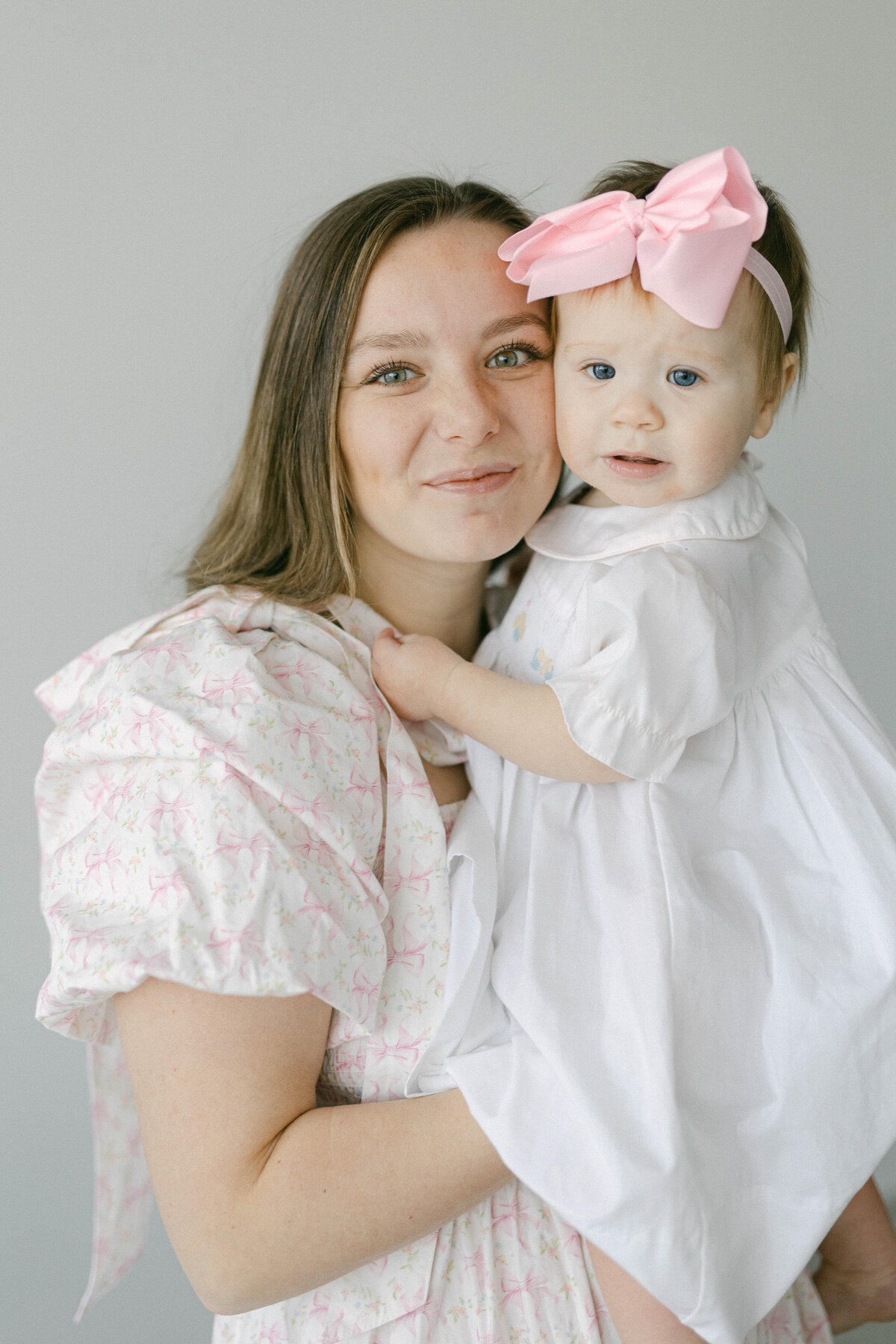 knoxville-family-photographer-the-white-room-studio-malin-portraits-19