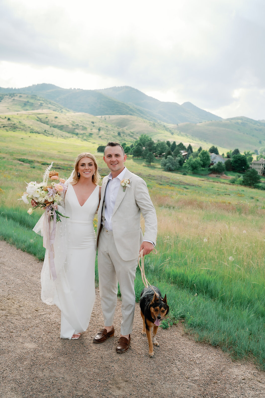 MorganandJoeSneakPeaksWedding-094