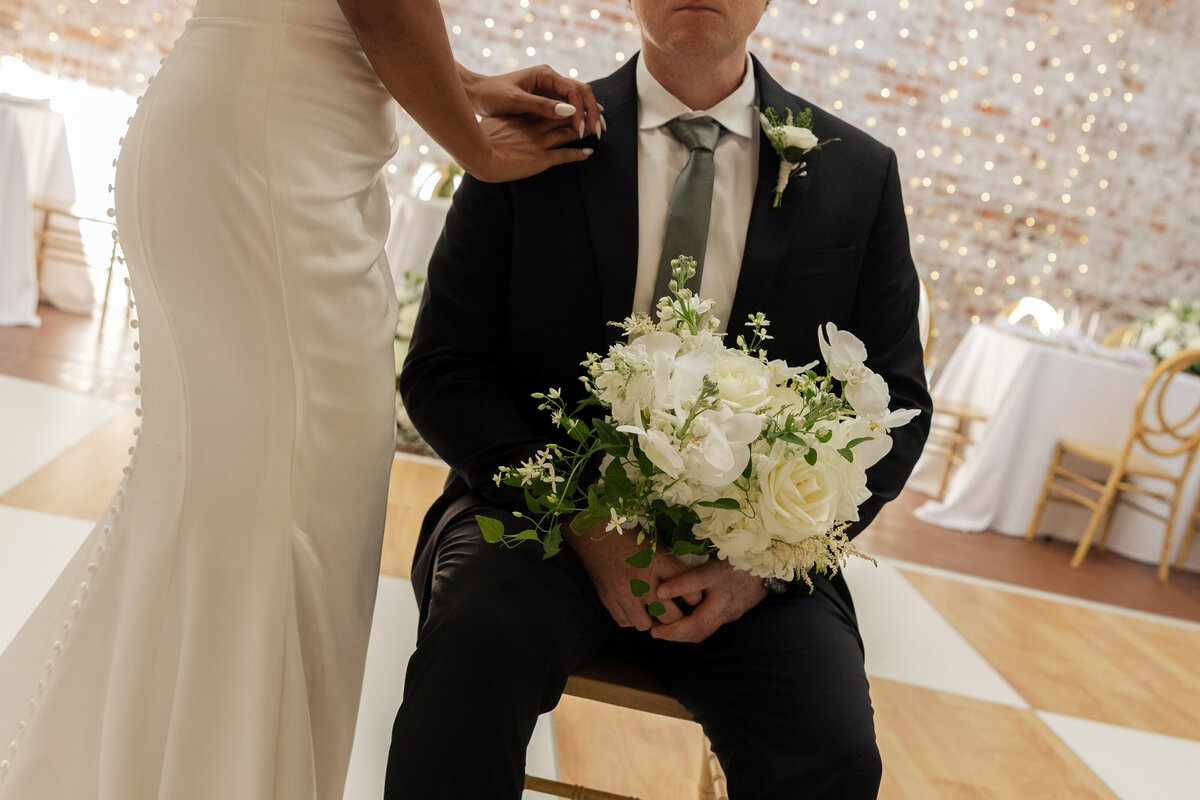 charleston-wedding-photographer-editorial-bride-groom-maggie-collazo