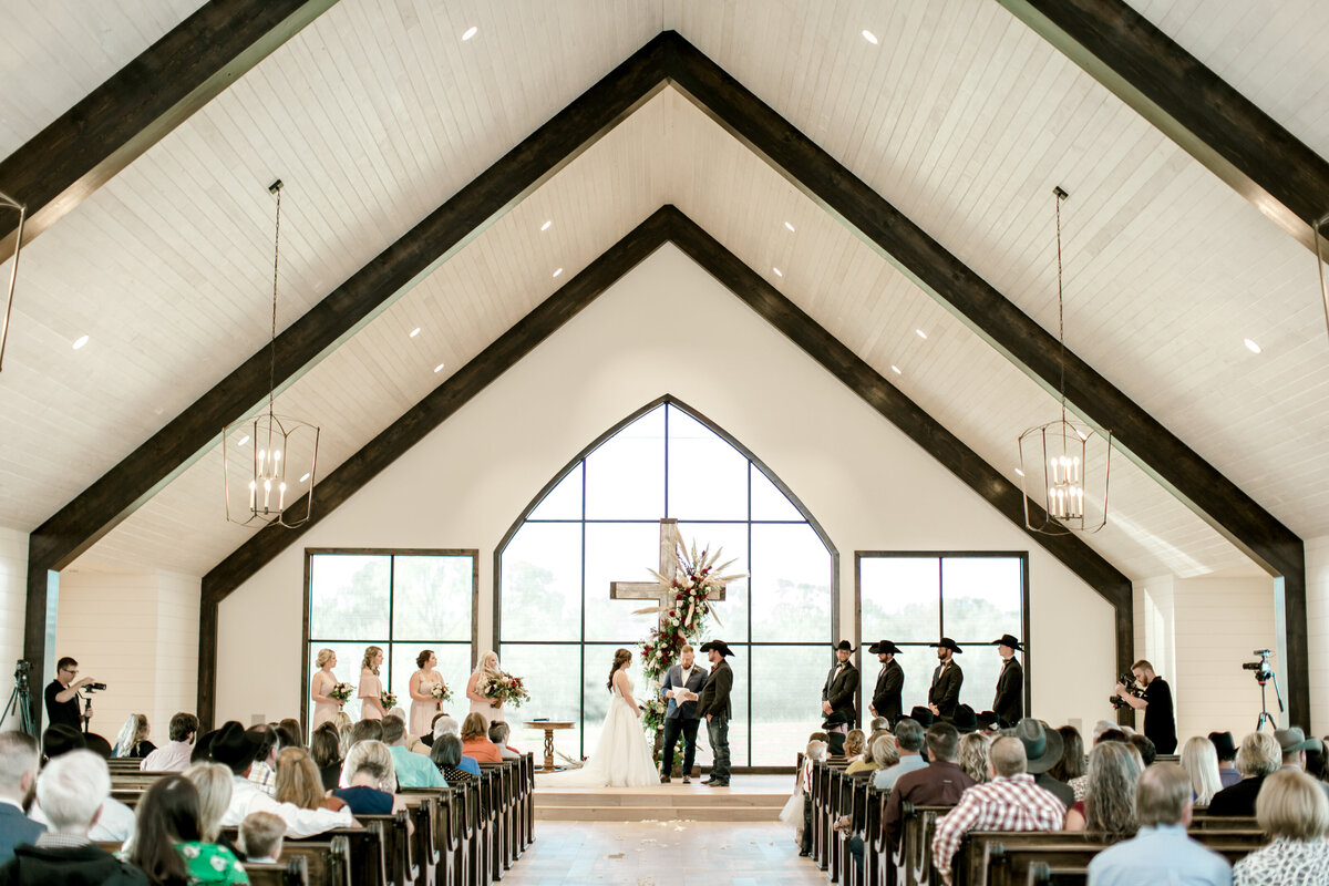 DeepInTheHeartFarmsWedding_KaseyLynnPhotography_0037