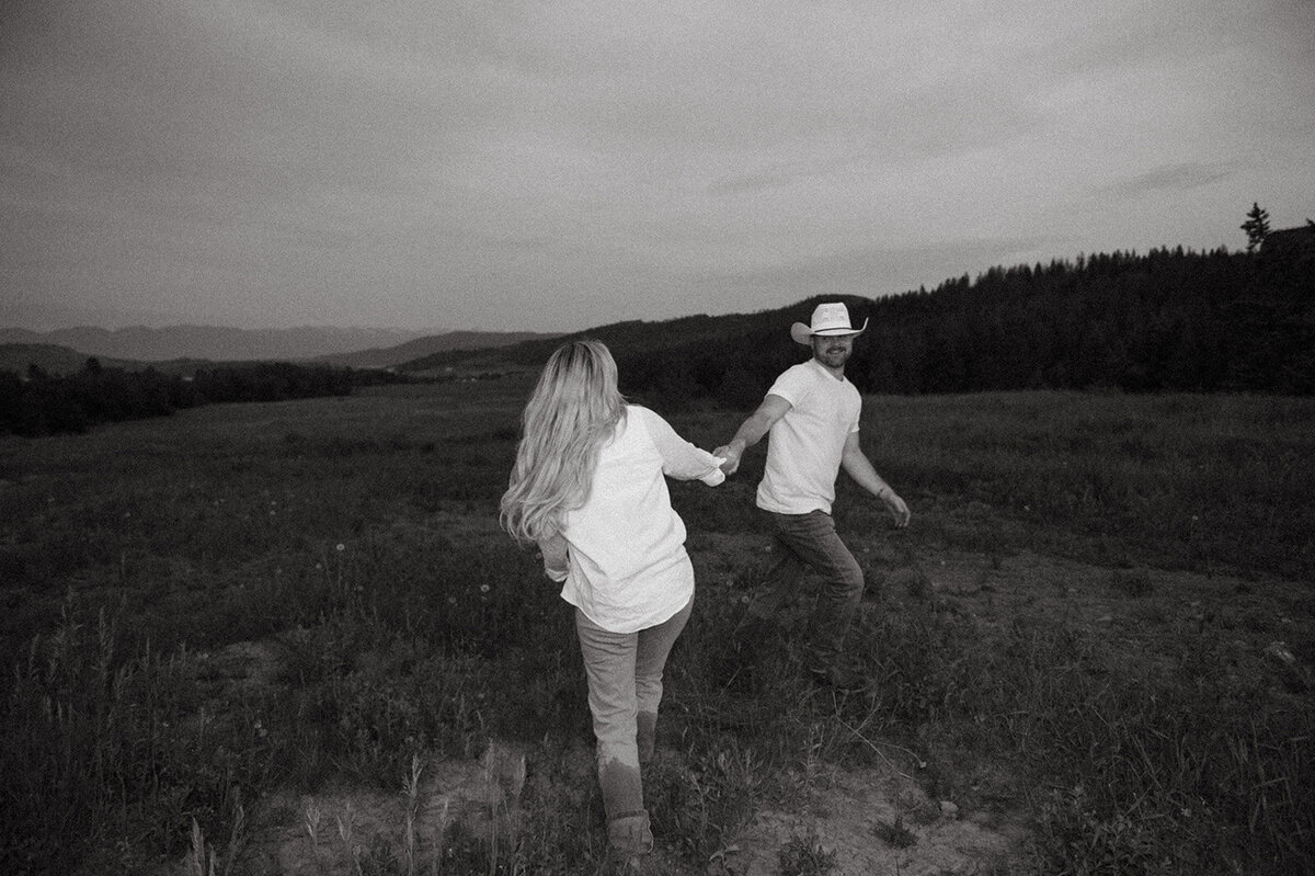 presley-gray-nighttime-western-montana-engagement9754
