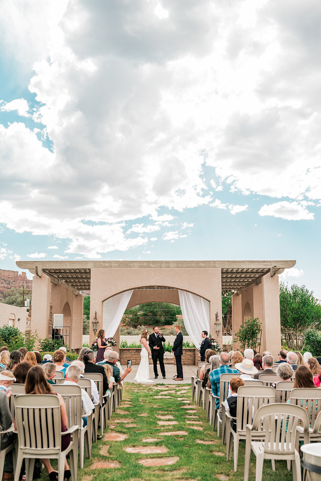 intimate-wedding-two-rivers-winery_0412