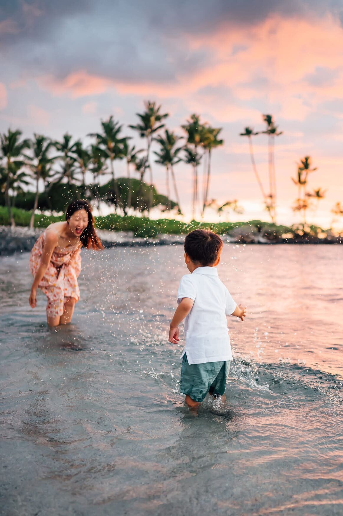 Beach-Family-Photos-Hawaii-29