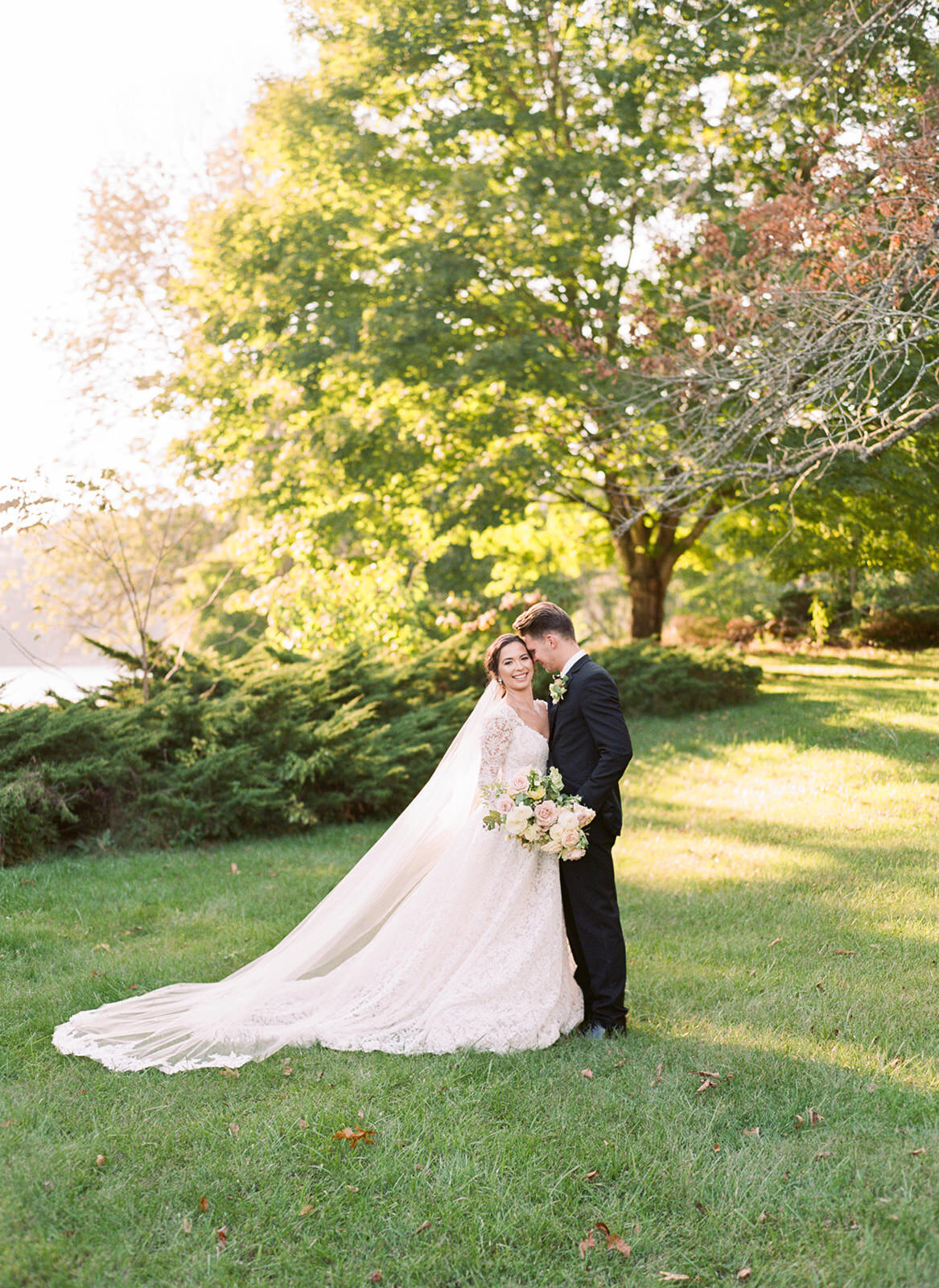 North_Carolina_Lakeside_Wedding@TaraHodgesPhotography_035