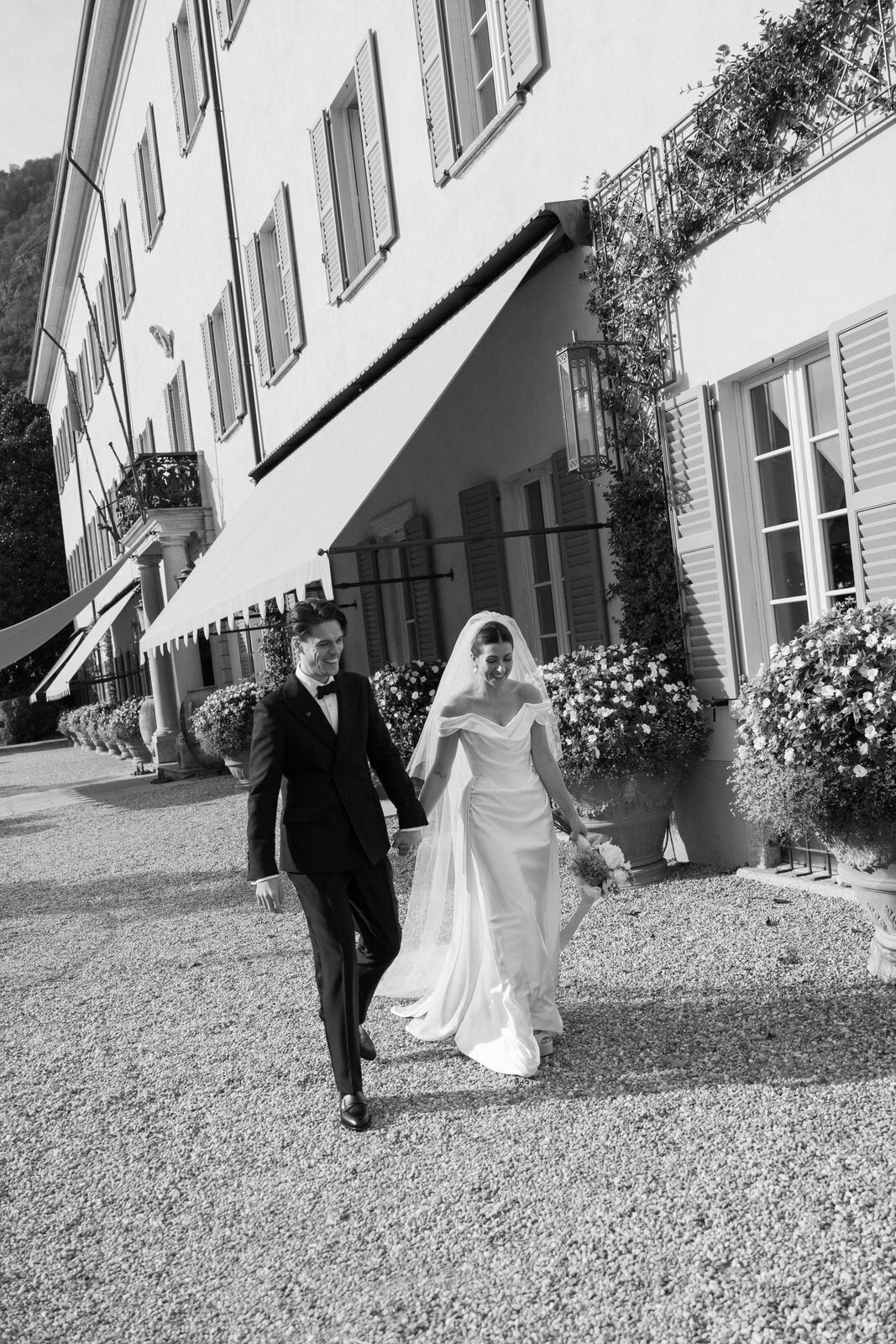 Flora_And_Grace_Lake_Como_Editorial_Wedding_Photographer (706 von 1828)